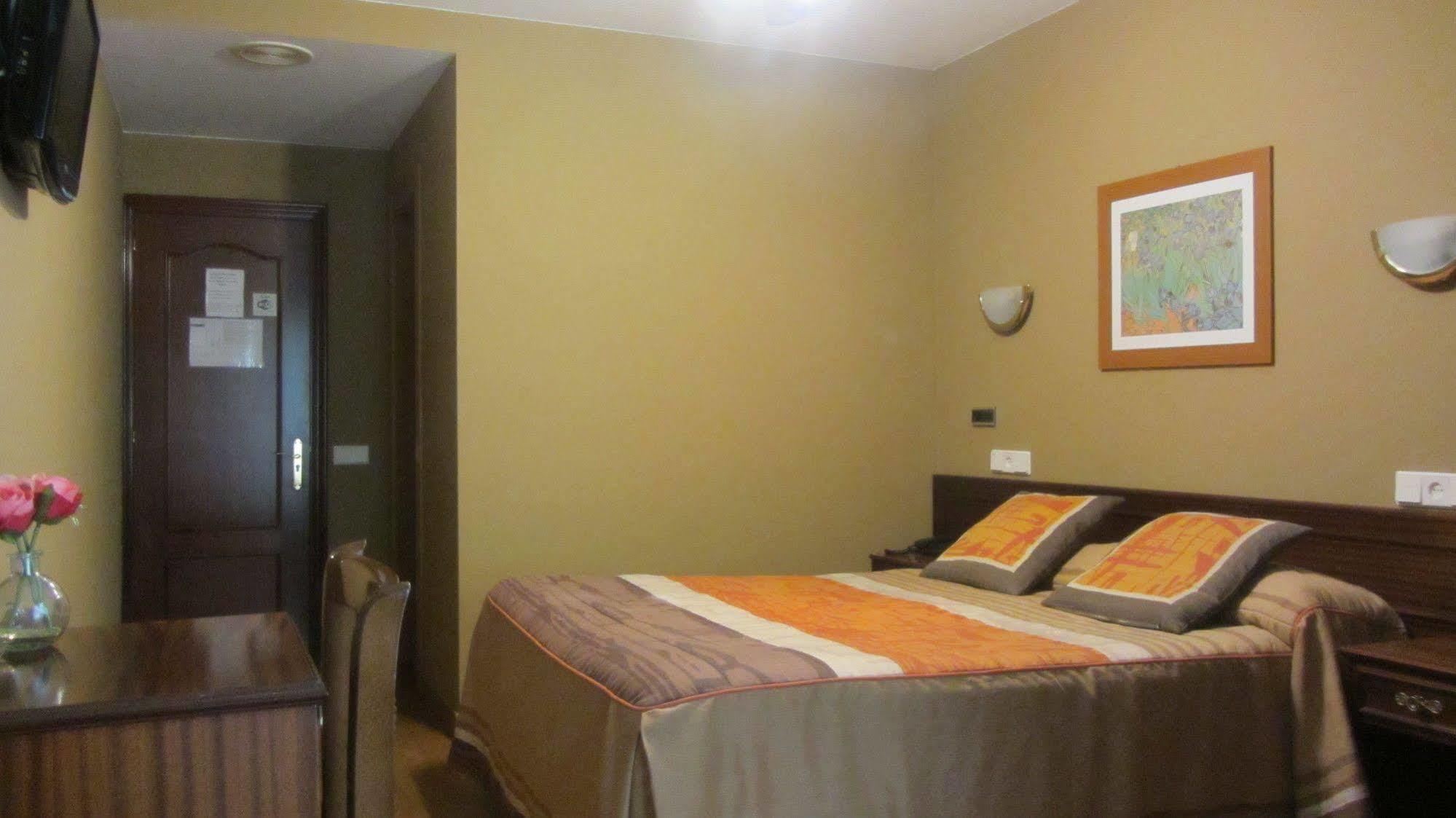 Hotel Bahia Gijón Extérieur photo