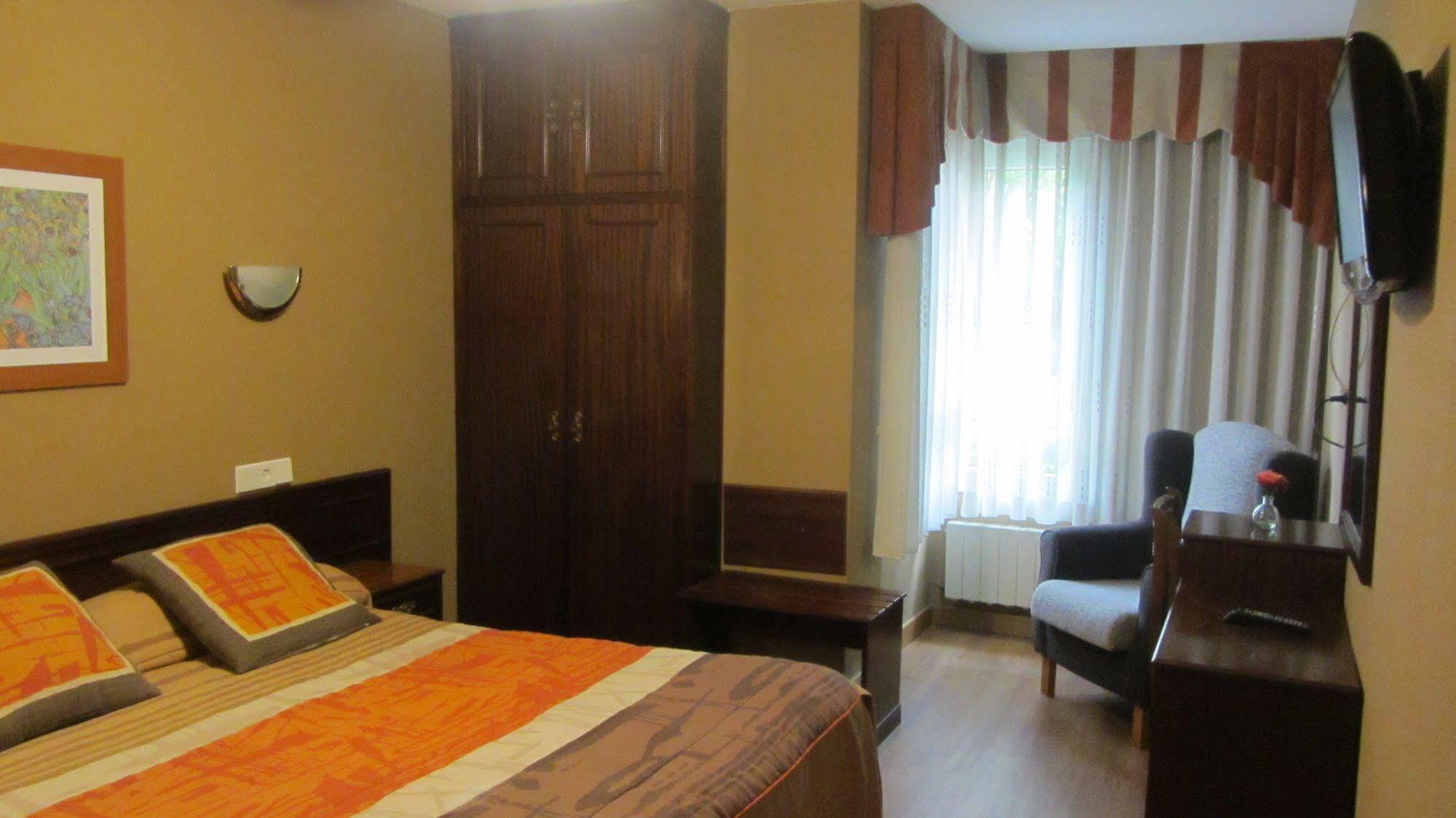 Hotel Bahia Gijón Extérieur photo