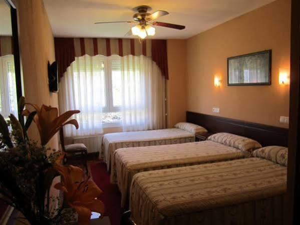 Hotel Bahia Gijón Extérieur photo