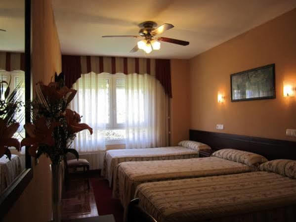 Hotel Bahia Gijón Extérieur photo