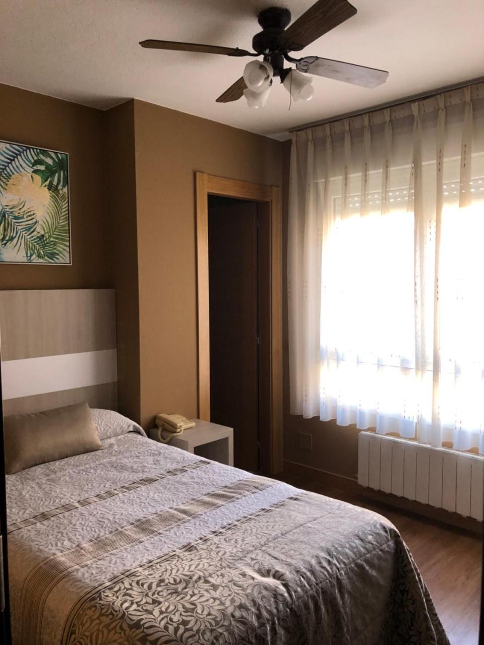 Hotel Bahia Gijón Extérieur photo