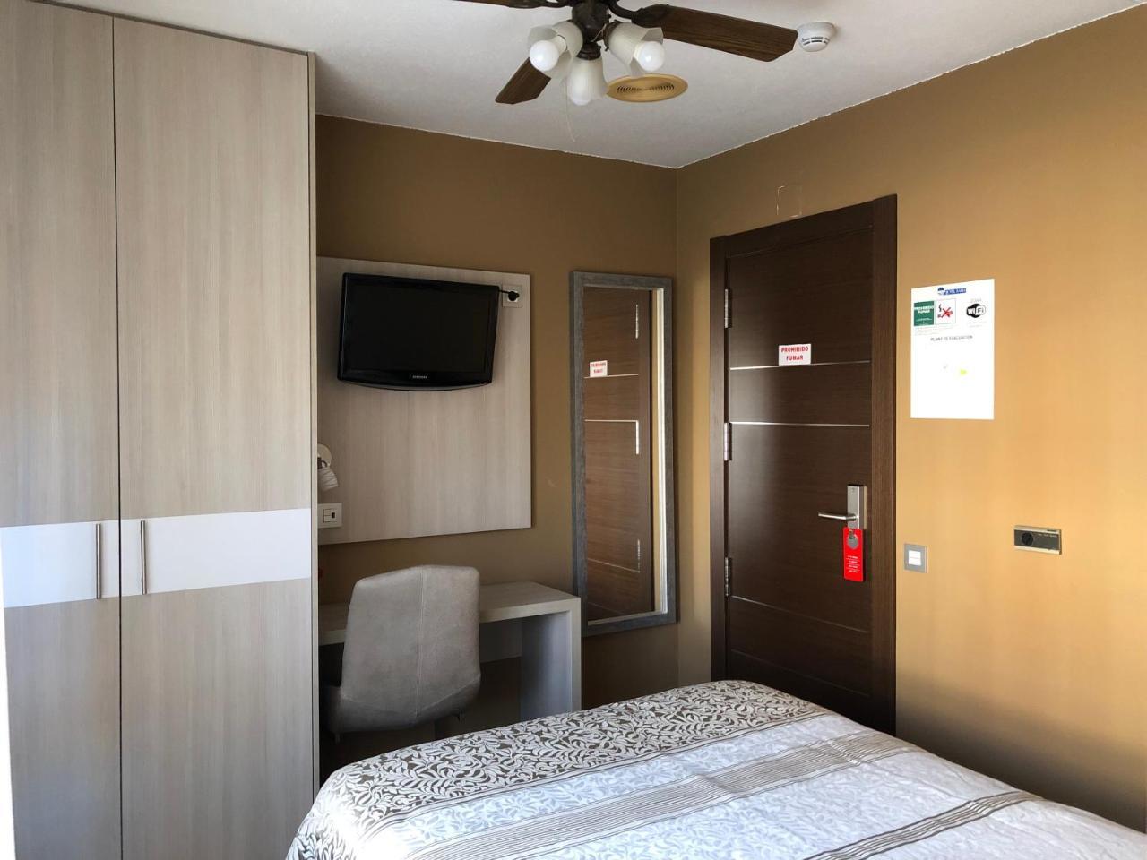 Hotel Bahia Gijón Extérieur photo